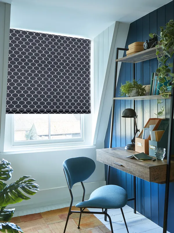 TS 2023 CFWD BOTLEY INDIGO ROLLER BLIND HOME OFFICE 01
