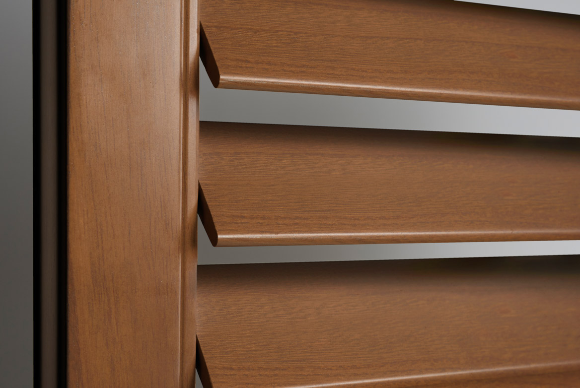 Ts 2021 Shutters Lightbox 2 Bronzed Pecan 1168X782