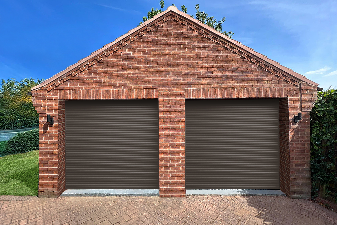 TS 2023 GARAGE DOOR DARK BROWN RAL8019 WEB ROOMSET ROLLER