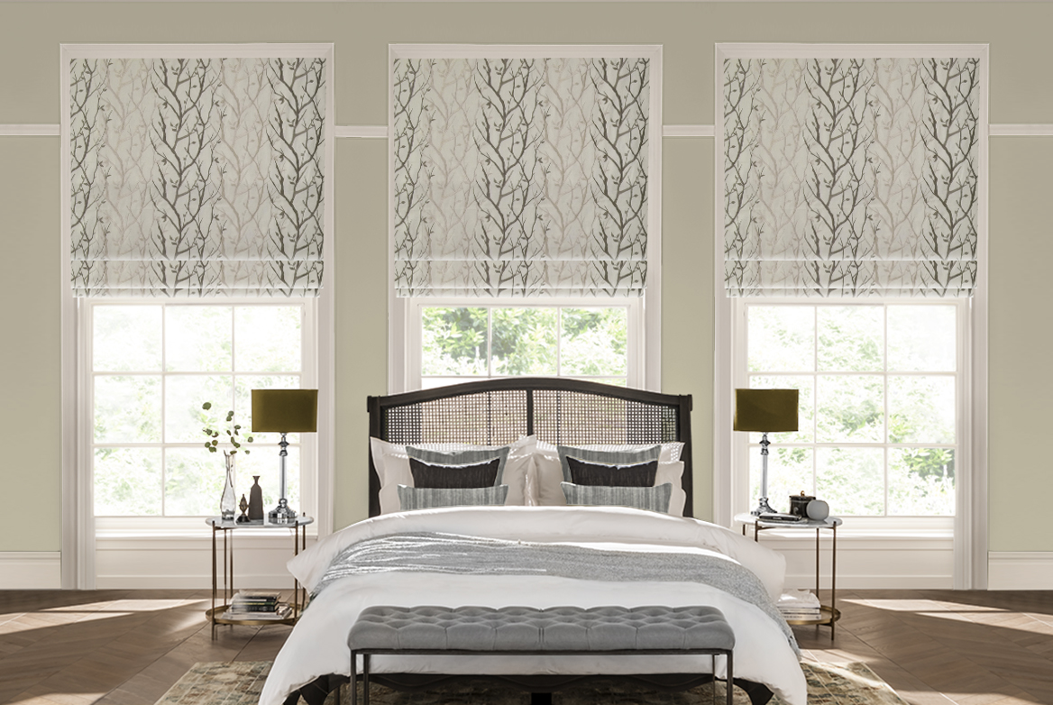 TS 2023 ROMAN BLINDS ROOMSET ASTILBE CREAM