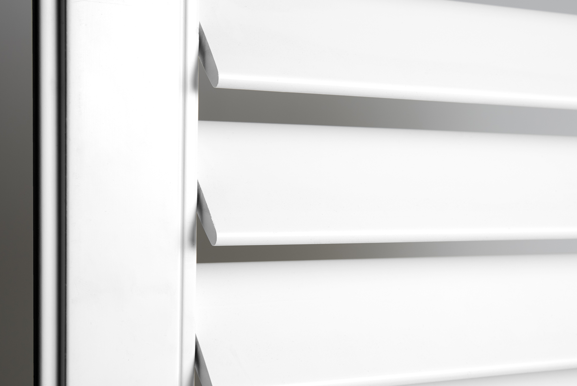 Shutter Detail Dove White