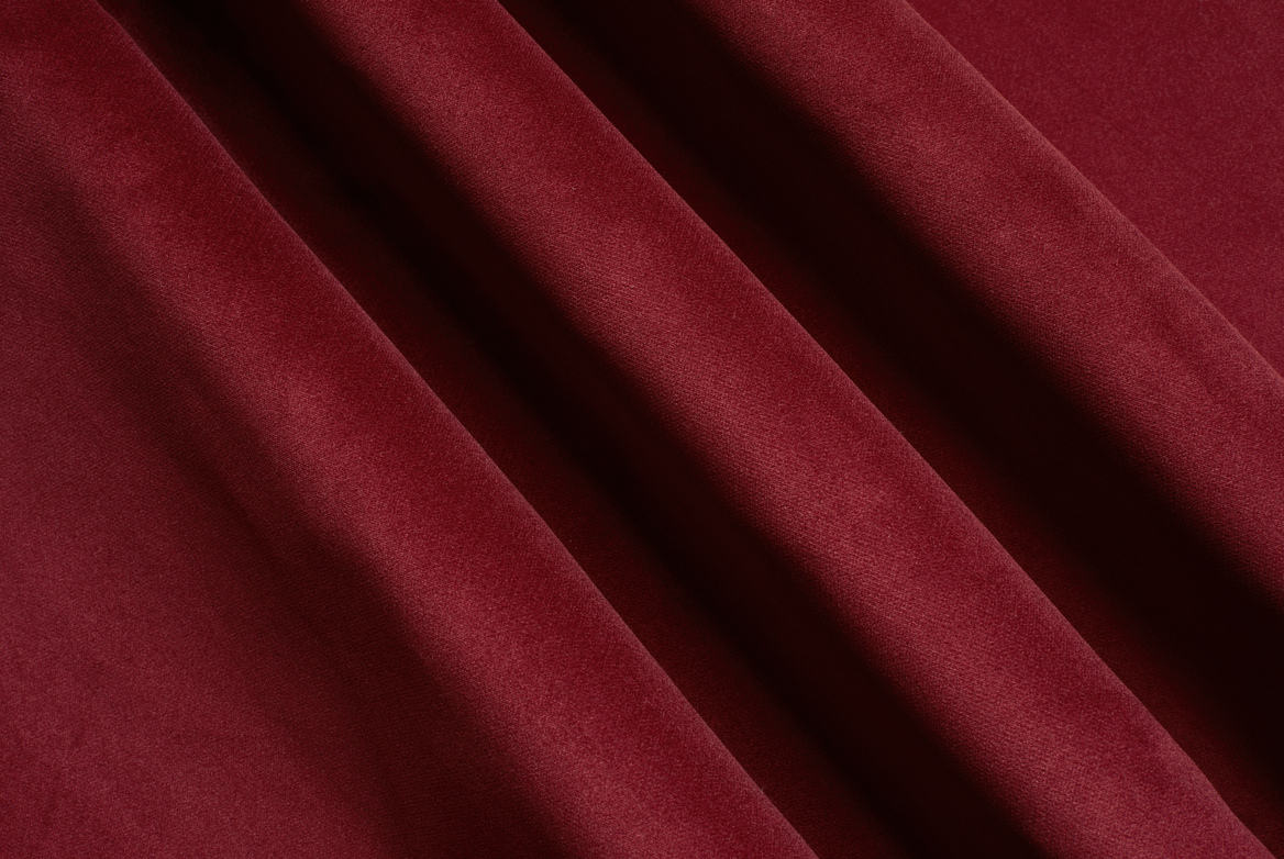 HEMINGFORD ROUGE FOLD TS 23 1168X782