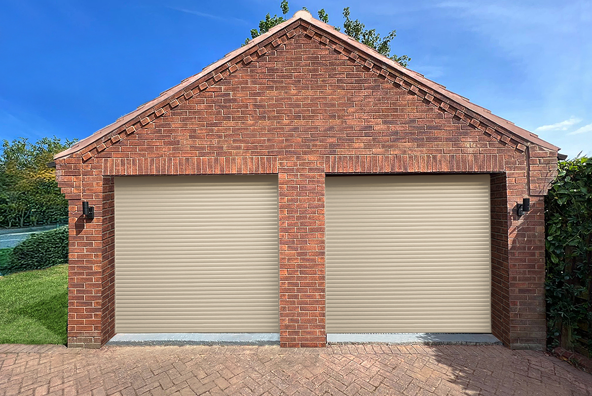 TS 2023 GARAGE DOOR LIGHT IVORY WEB ROOMSET ROLLER