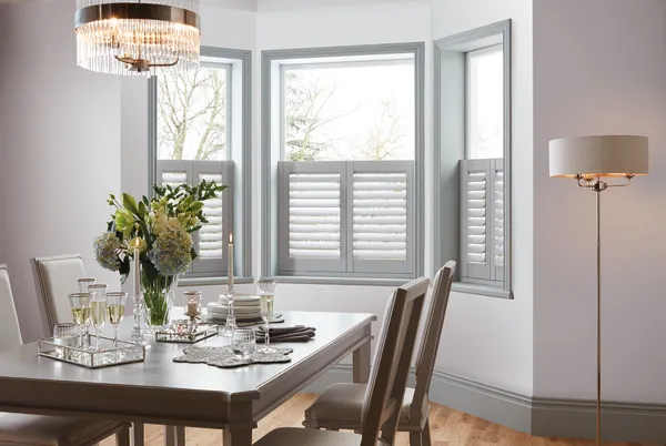 TS LA BURLEY CAFE DINING GREY 1Rt