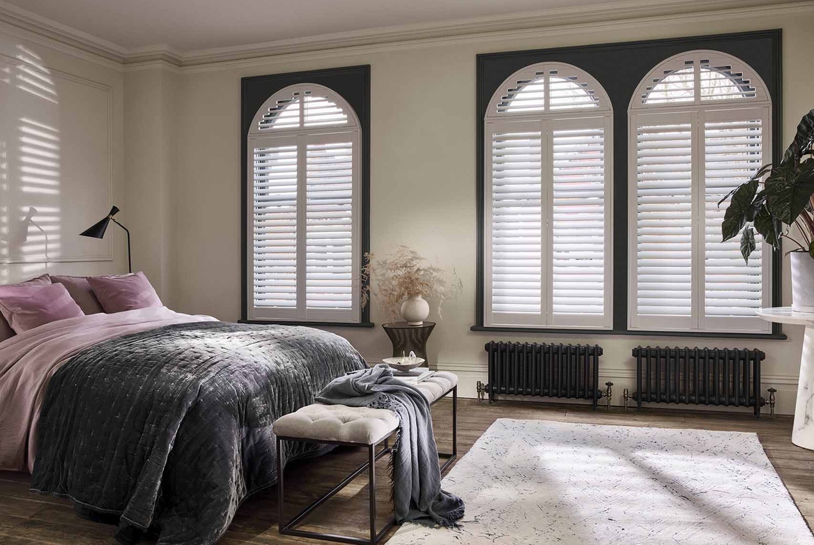 TS 2021 MOL WATERBURY SHAPED FULL HEIGHT SHUTTERS COTTON WHITE BEDROOM LANDSCAPE 1280